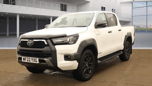 TOYOTA Hilux